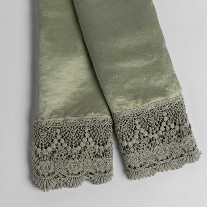 Paloma with Mattine Lace Pillowcase - Eucalyptus - Standard