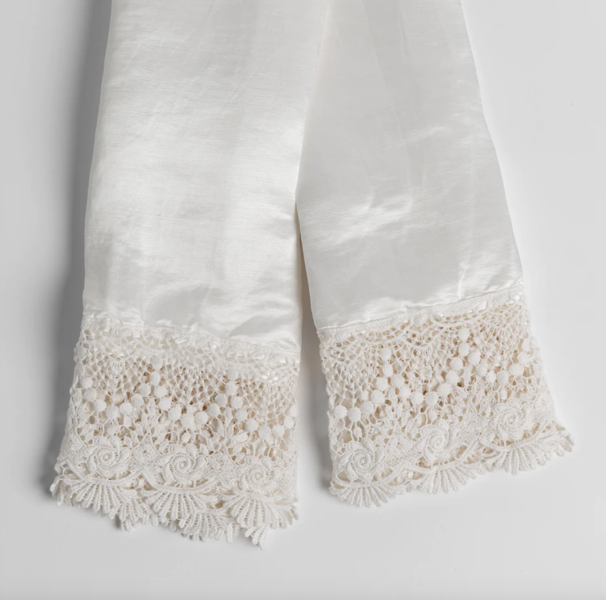 Paloma with Mattine Lace Standard Pillowcase in White by Bella Notte