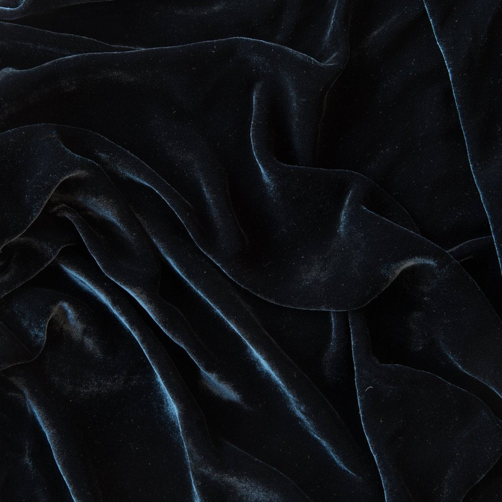 Carmen Fabric in Midnight from Bella Notte Linens