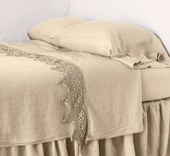 King Frida Flat Sheet in Honeycomb from Bella Notte Linens