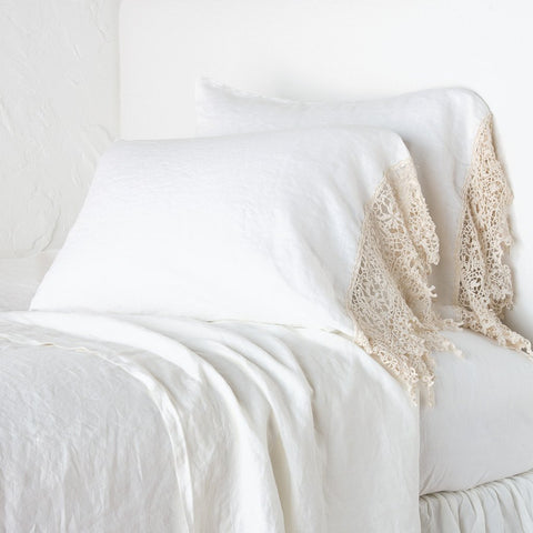 Frida Pillowcase - Winter White - Standard